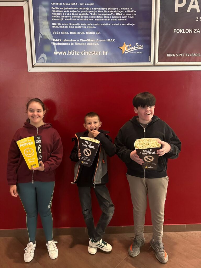 581631282_1320515159876364_4848886697510107819_n