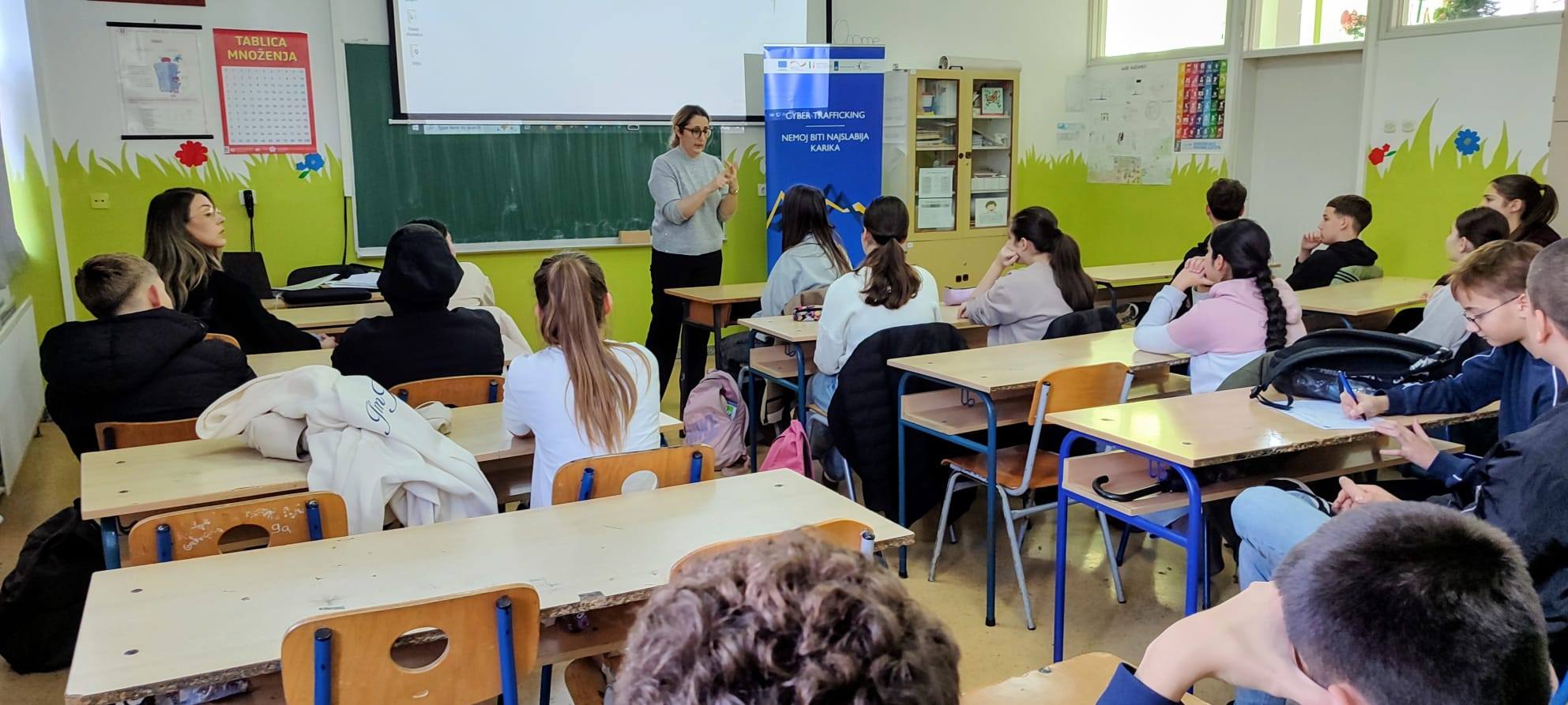 616478378_1374730404454839_11813572955071113_n