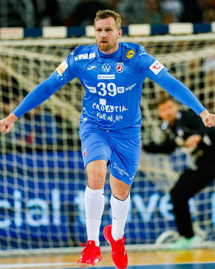 627050536_1384390990155447_2725636084268246737_n