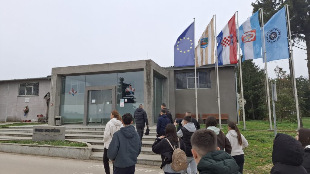 653704296_1422567749671104_7110323461152584321_n