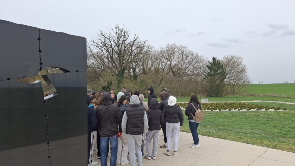 654204757_1422567789671100_3771852719197812938_n